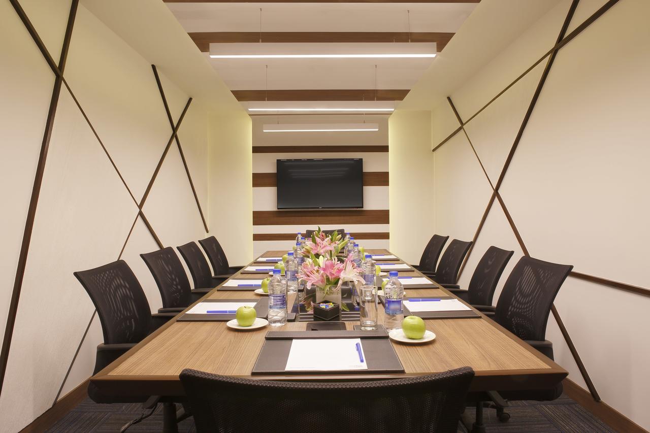 Mercure Chennai Sriperumbudur Exterior foto